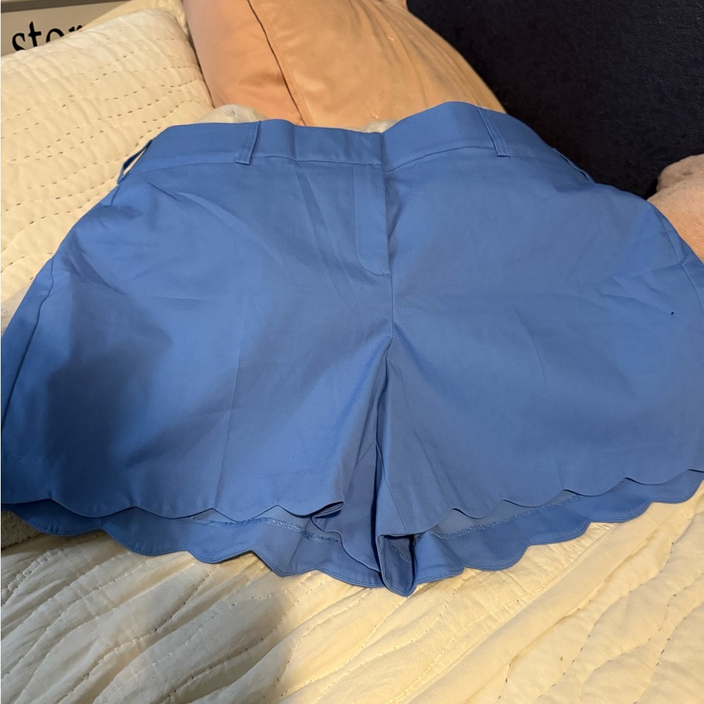 Lane Bryant scalloped edge shorts